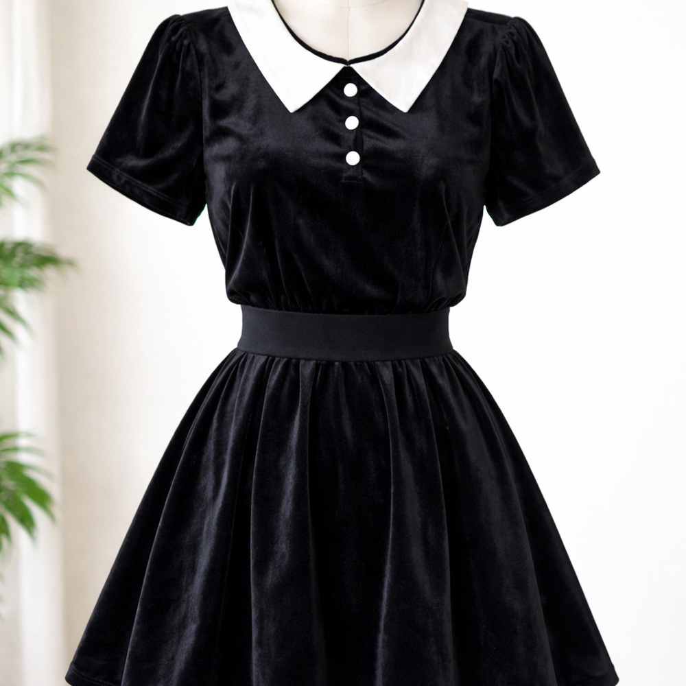 Hot Topic Black Velvet skirt/top set with White Collar
